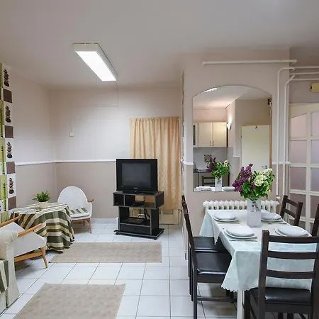 Jokai Family Apartman Eger
