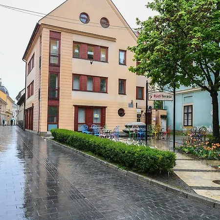 Jokai Family Apartman Apartment Eger