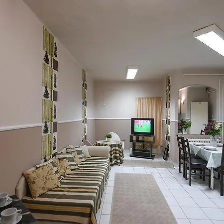 Jokai Family Apartman * Eger