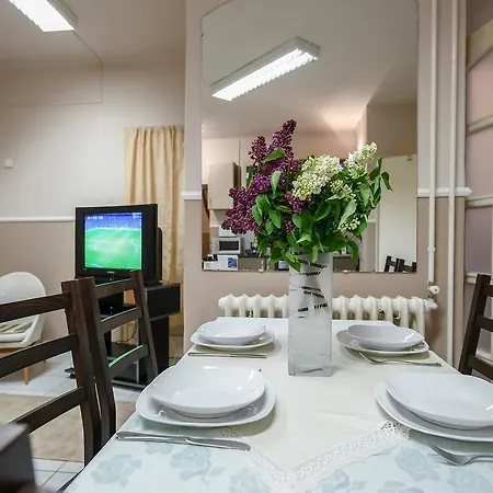 Apartment Jokai Family Apartman